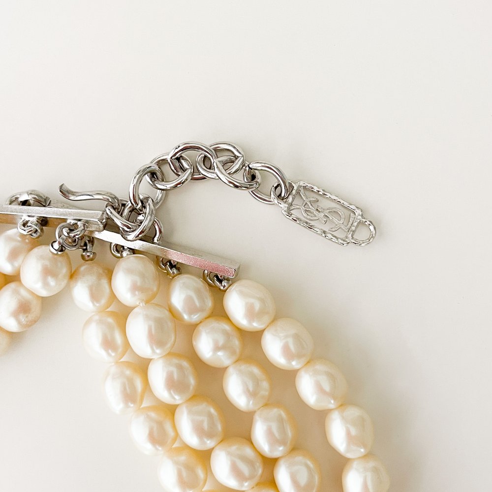 Yves Saint Laurent RARE Vintage Limited Edition Pearl Necklace & Teardrop  Clip-On Earrings Set — sororité.