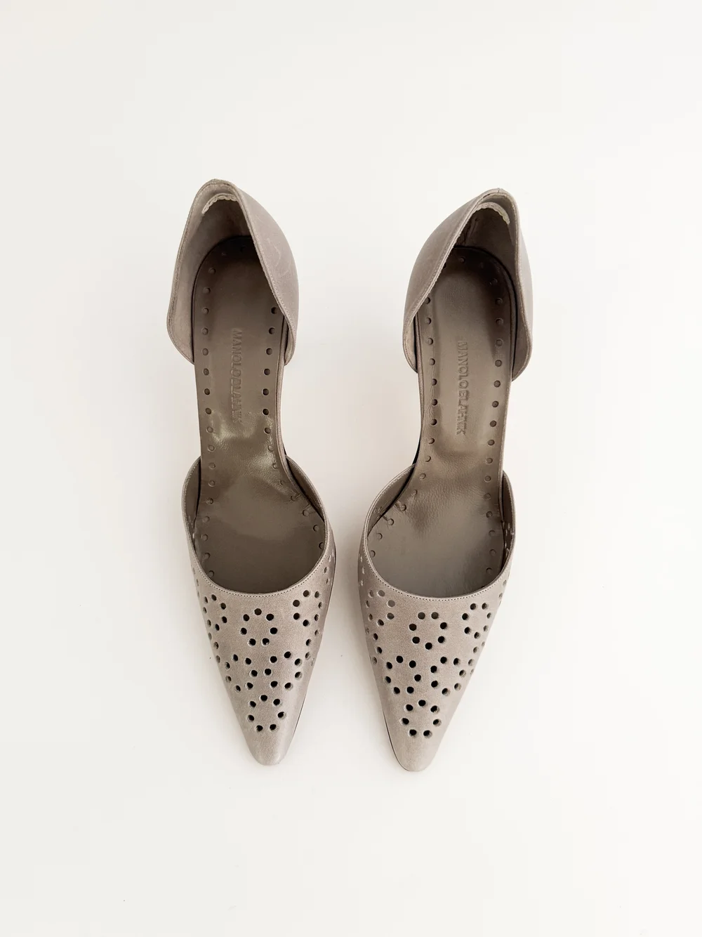 Manolo Blahnik Grey Leather Cutout Heels (IT 36) — sororité.
