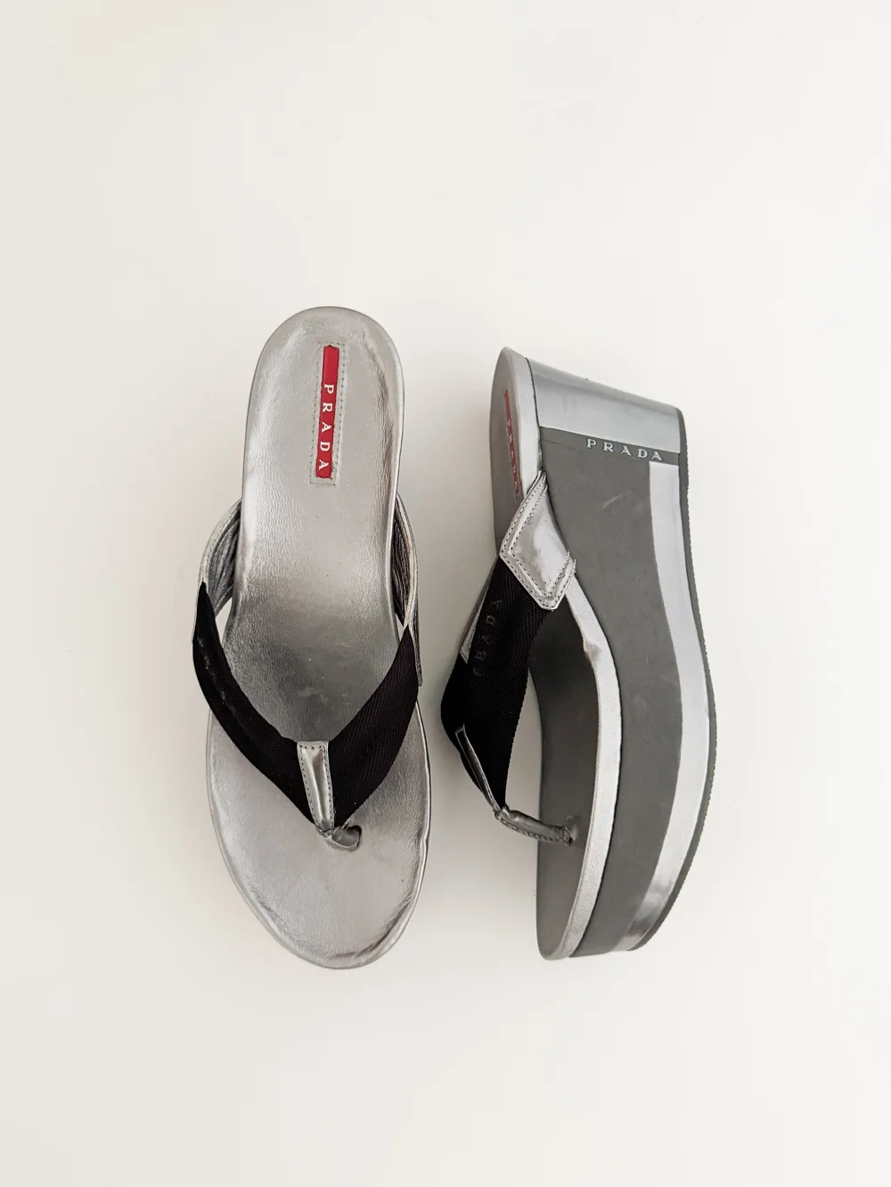 PRADA シルバー スポーツサンダル Prada Sport Vintage Silver Logo Platform Sandals (US 9.5