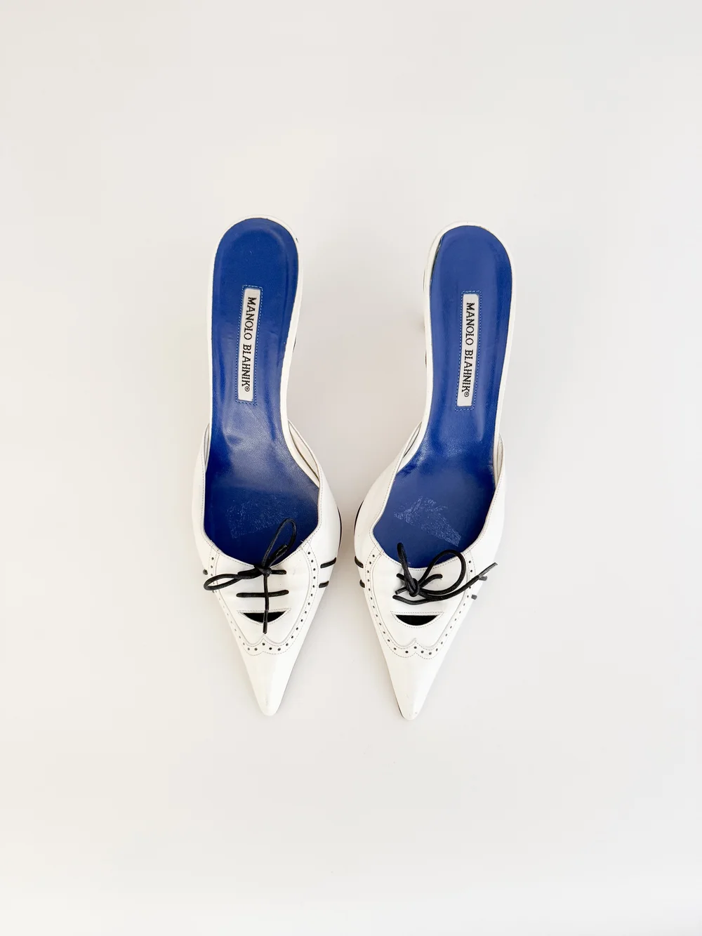 MANOLO BLAHNIK ライトブルー ハイヒール 36.5 MANOLO BLAHNIK ライトブルー ハイヒール 36.5