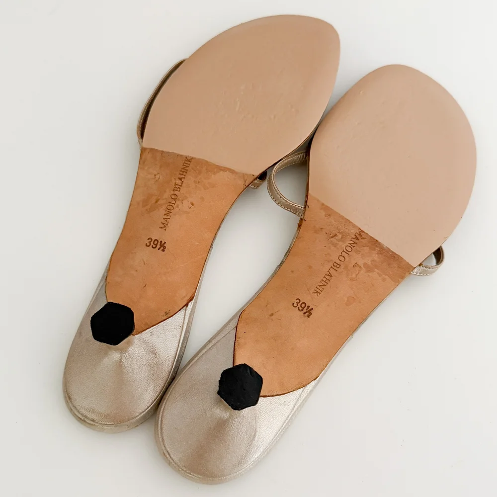 Manolo Blahnik Metallic Pearlescent Shell Thong Sandal Heels