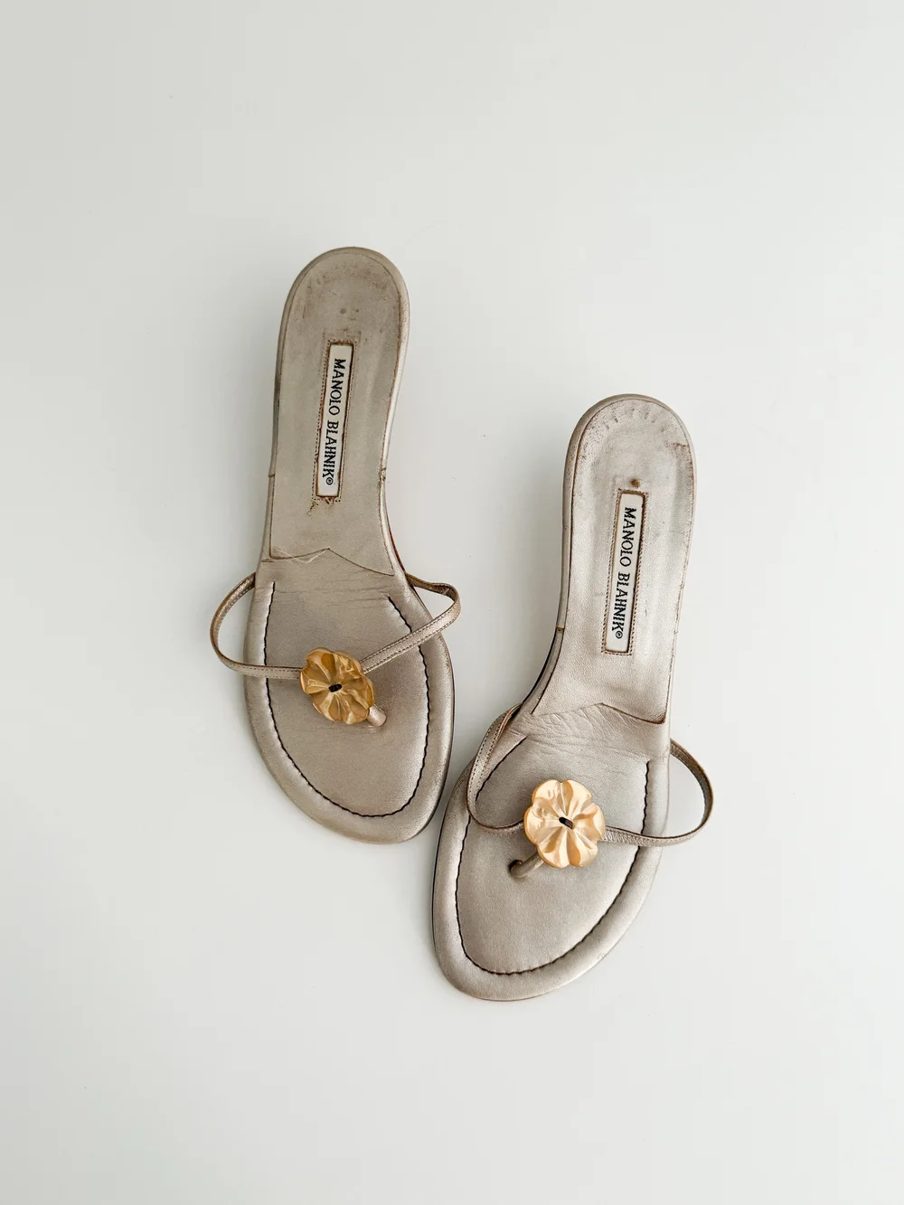 Manolo Blahnik Metallic Pearlescent Shell Thong Sandal Heels