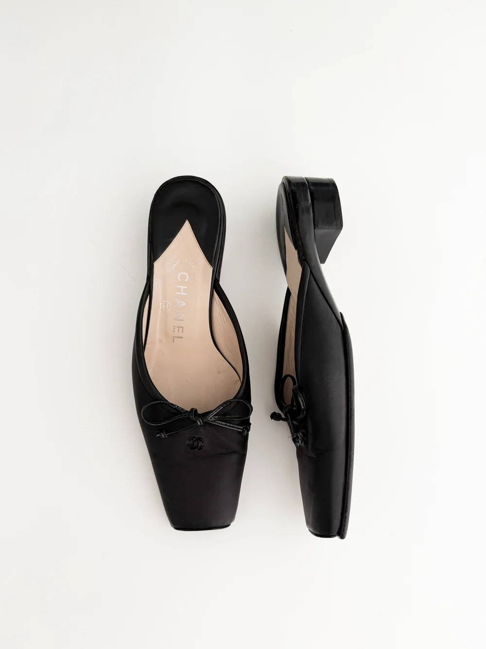 Chanel Vintage Iconic 