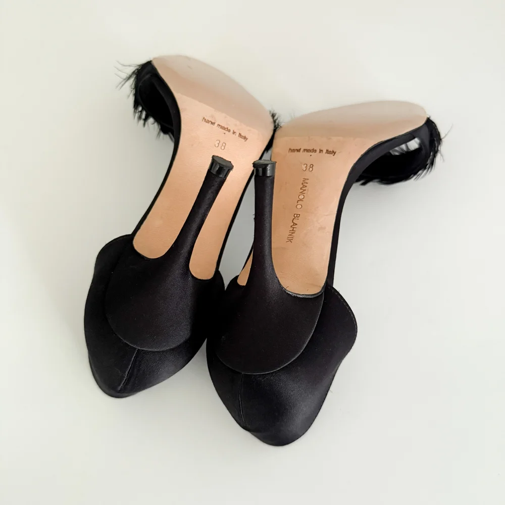 Manolo Blahnik ブラックミュール38 マノロブラニク サンダル パンプス ミュール 38 マノロ Manolo