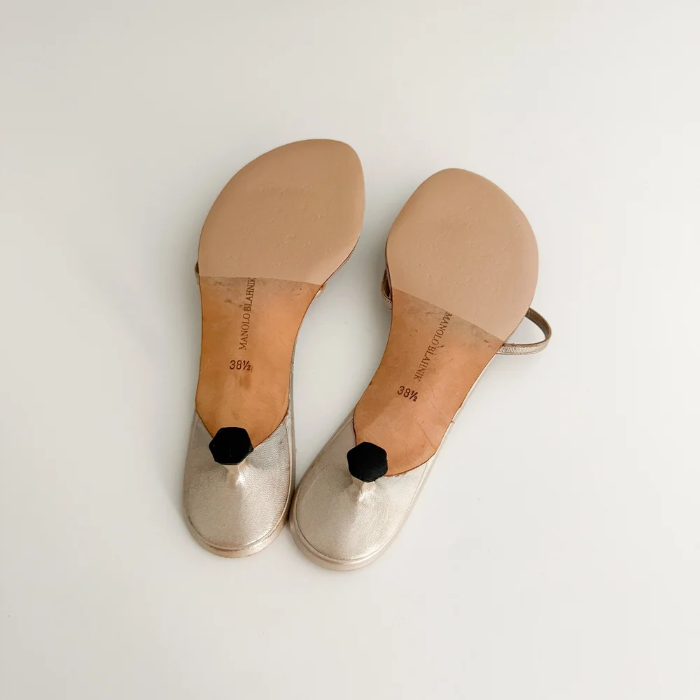 Manolo Blahnik Metallic Pearlescent Shell Thong Sandal Heels
