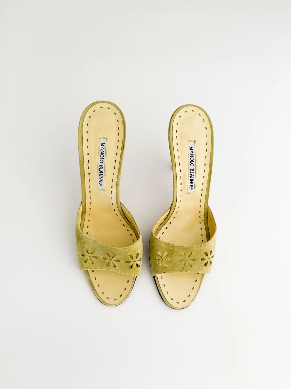 Manolo Blahnik Iconic Soft Green Suede Leather Eyelet Sandal