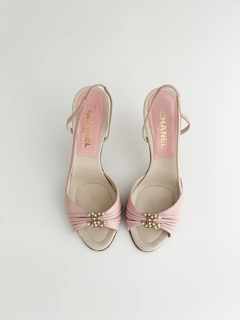 CHANEL ピンクアイボリー スリングバックヒール37 1/2  23.5 Chanel Vintage Soft Pink & Ivory Pearlescent Toe Cap