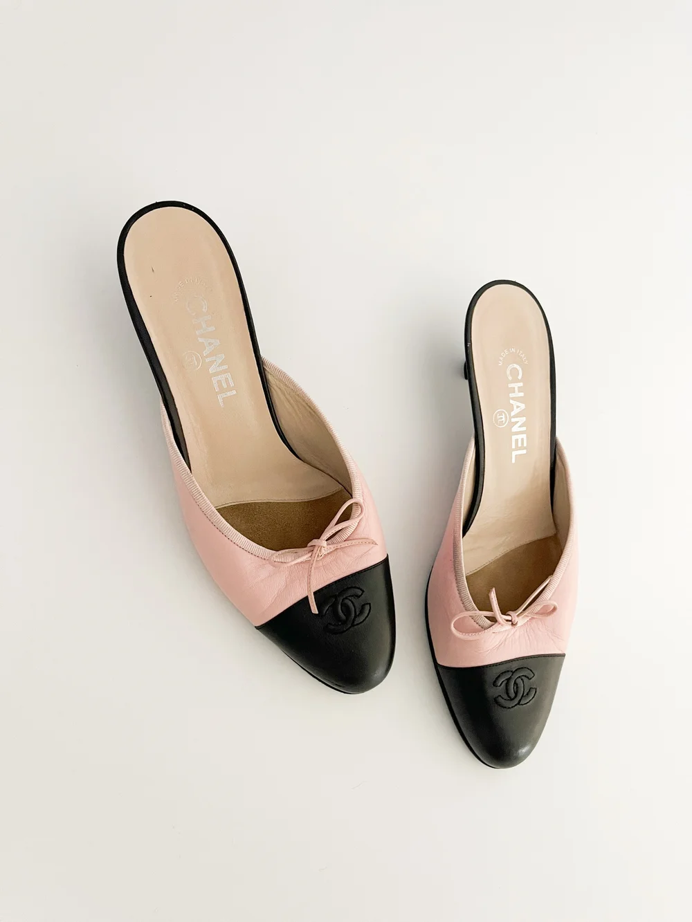 CHANELハイヒール INTO · INTO