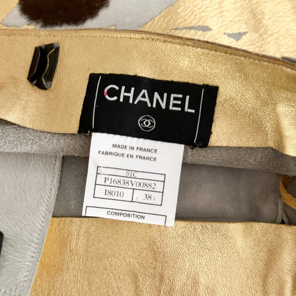 Chanel 2001 Vintage Cowhide 