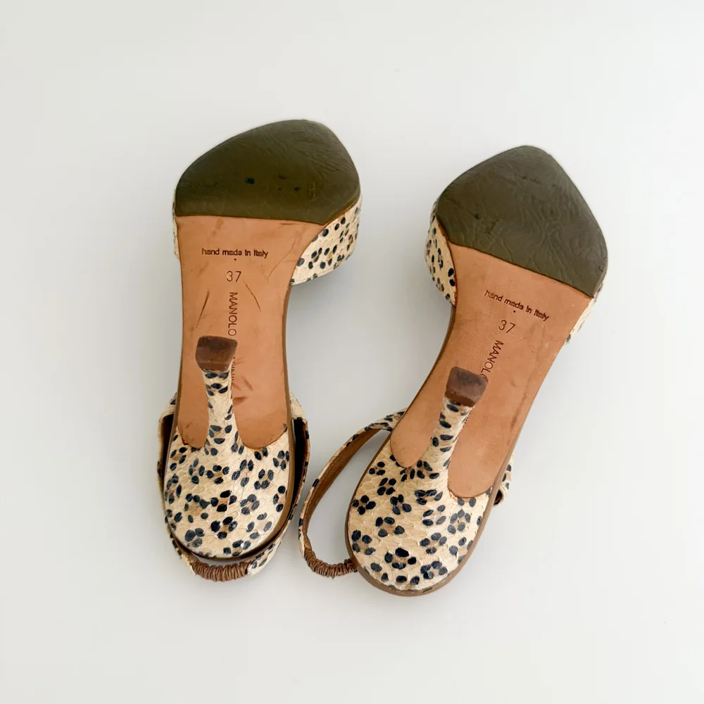 MANOLO BLAHNIK ヒョウ柄 ハイヒール　37 2/1 Manolo Blahnik Leopard Slingback Mule Heels (US 7 / IT 37