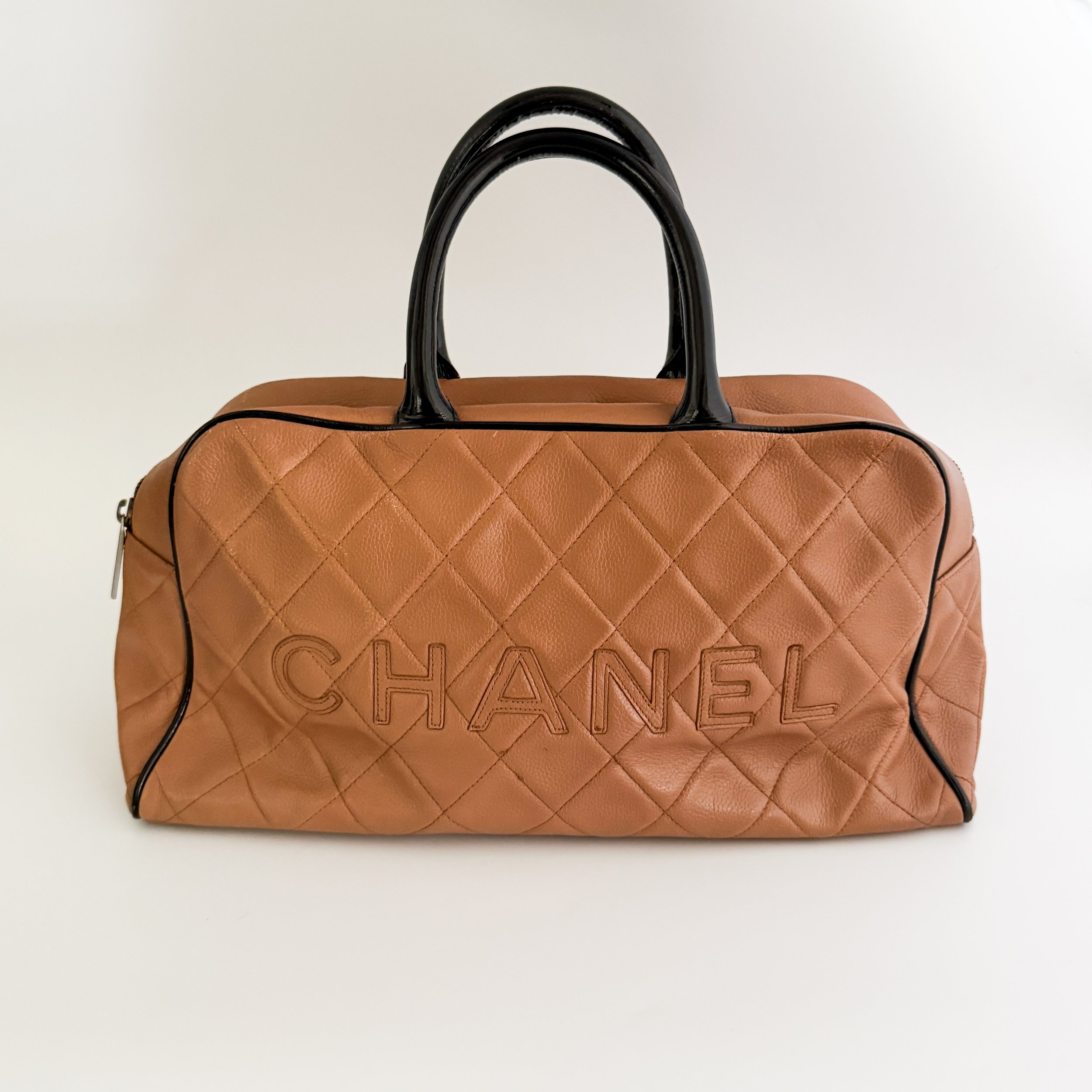 Balenciaga Iconic Leather The First 2Way City Bag — sororité. Balenciaga Iconic Leather The First 2Way City Bag — sororité.