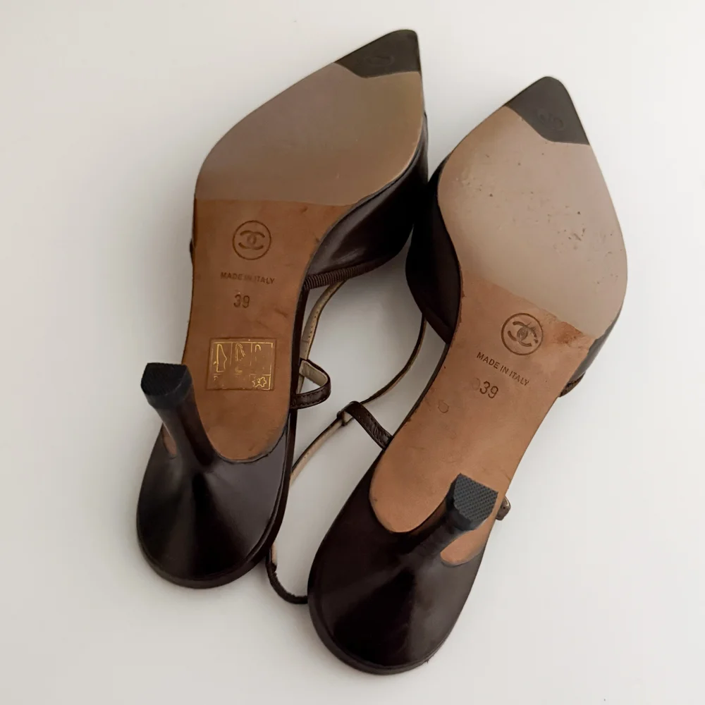 Chanel Vintage Iconic 