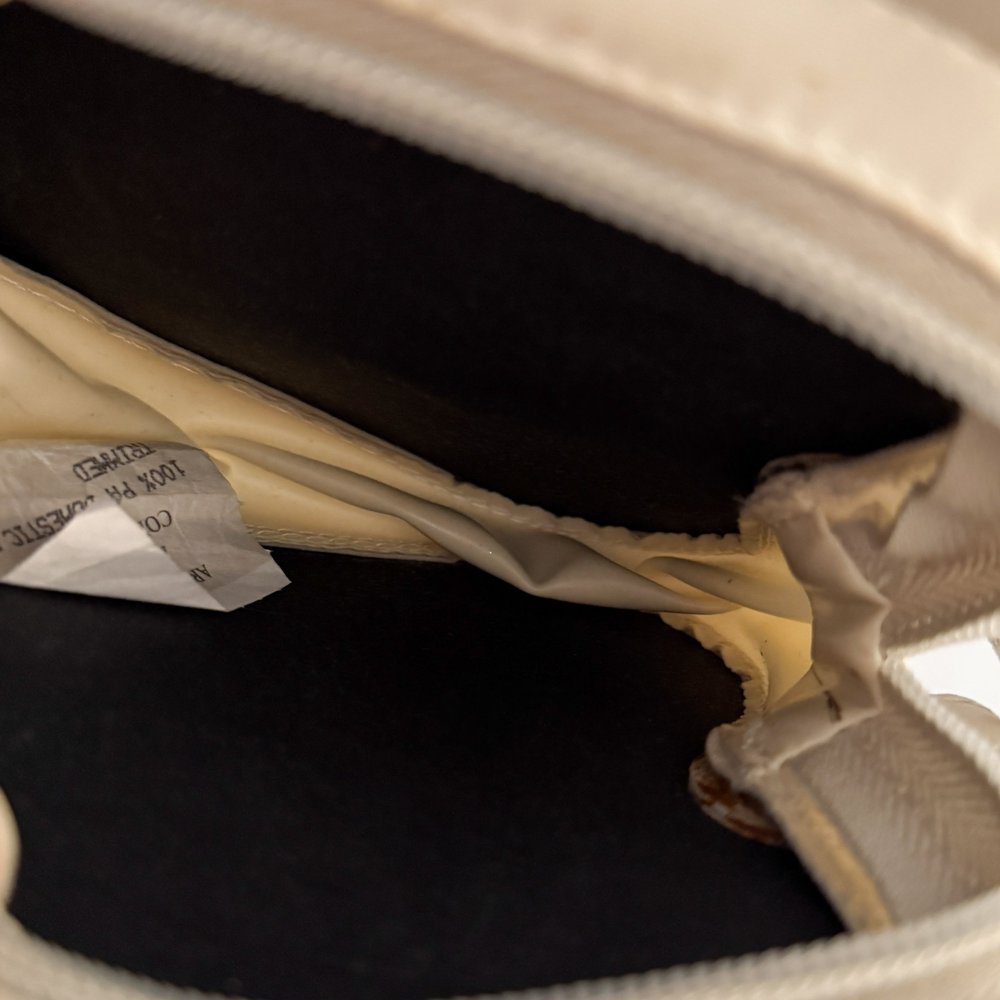 Moschino 専用出品 New Moschino Cosmetics Travel bag with luggage name tag | eBay