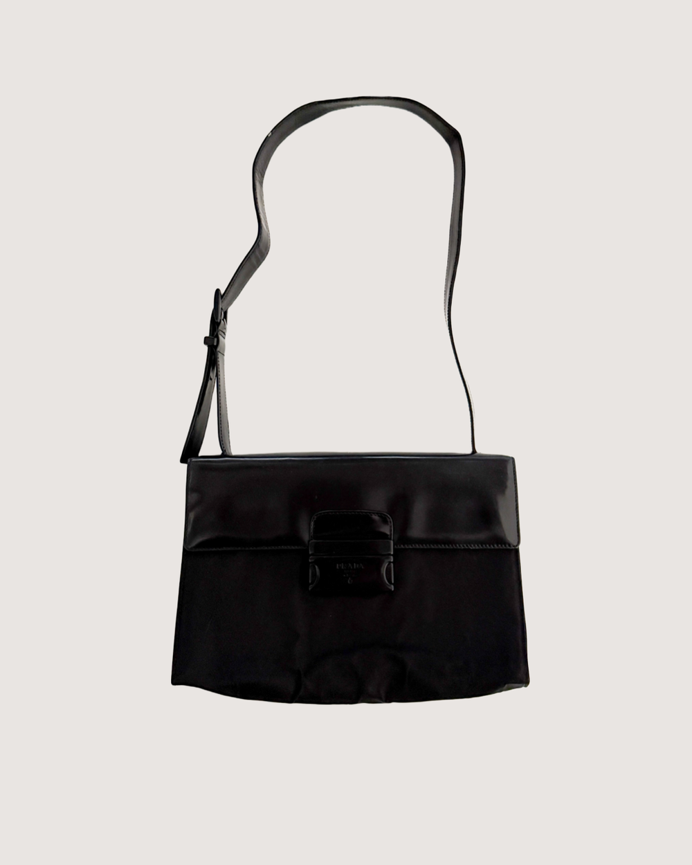 Prada Vintage Black Nylon Patent Leather Purse — sororité. Prada Vintage Black Nylon Patent Leather Purse — sororité.