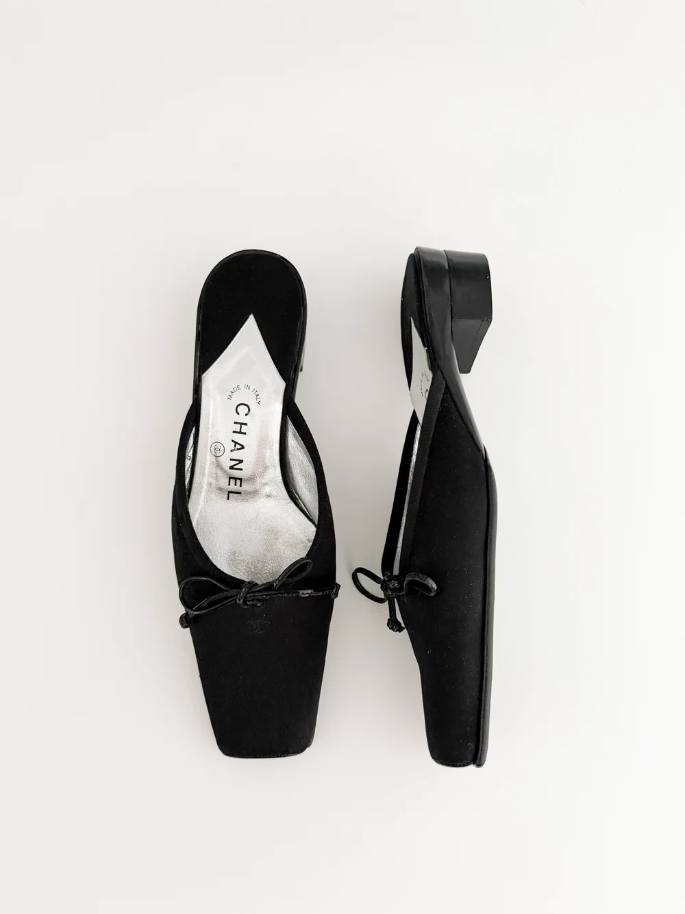 Chanel Vintage Iconic 