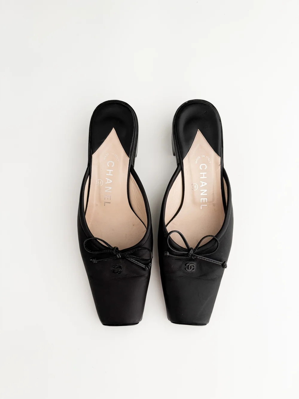 Chanel Vintage Iconic 