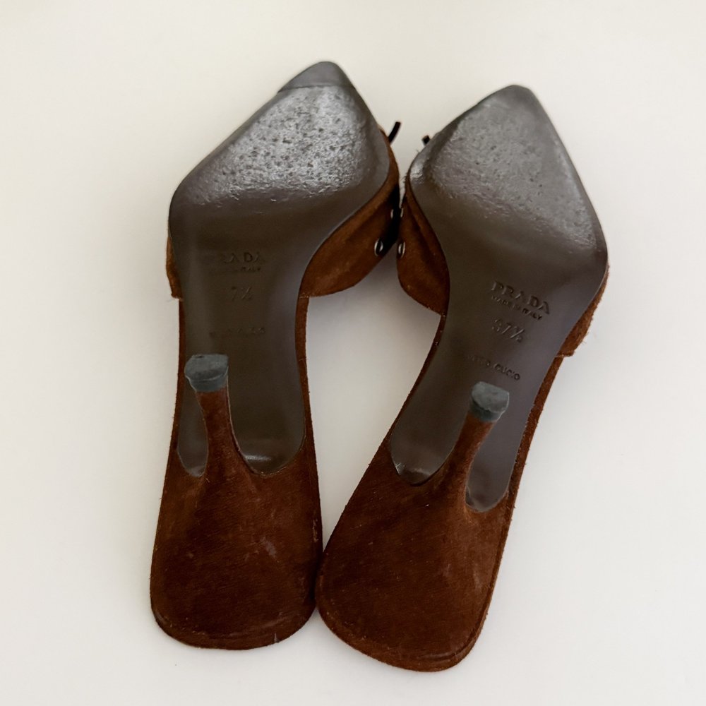 Prada Iconic Brown Eyelet Bow Mule Heels (US 7.5 / IT 37.5