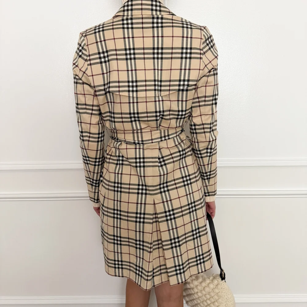 コート Burberry COAT (8097907 C1793) バーバリー BURBERRY ISLINGTON SHORT トレンチコート