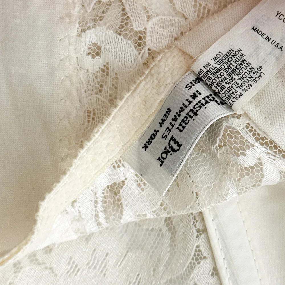 Christian Dior Vintage Classic Ivory Floral Lace Bustier (32C/30D