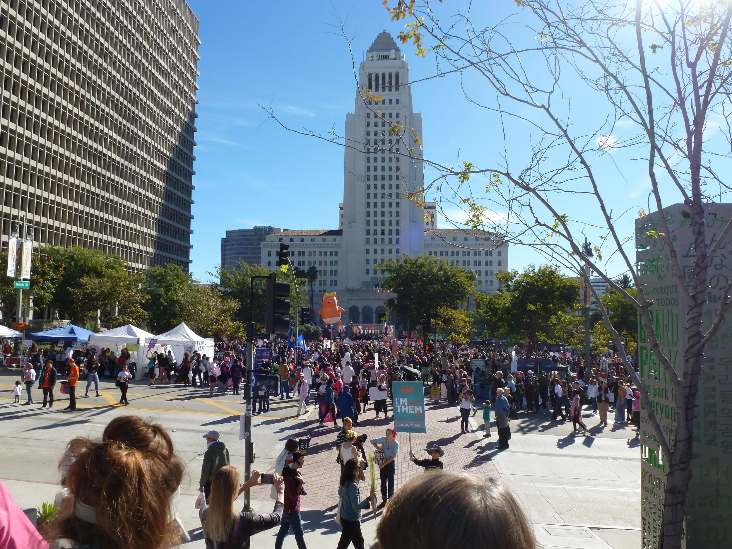 California Johnson Loves Women 