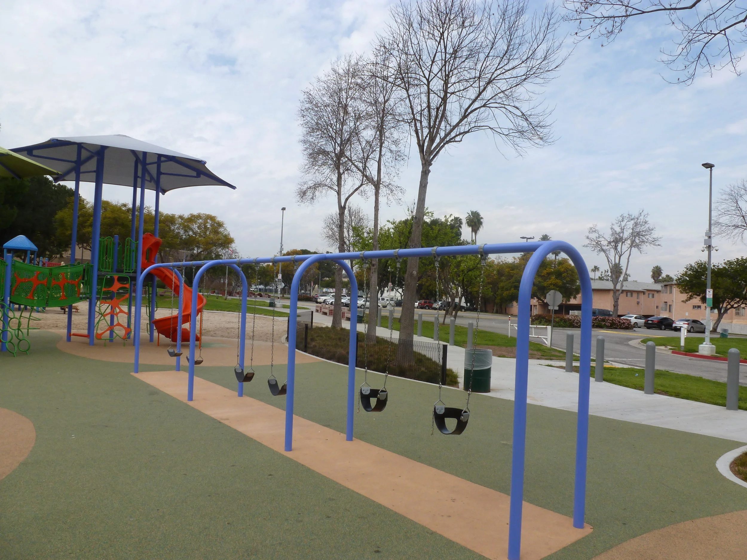 Swings 808.JPG