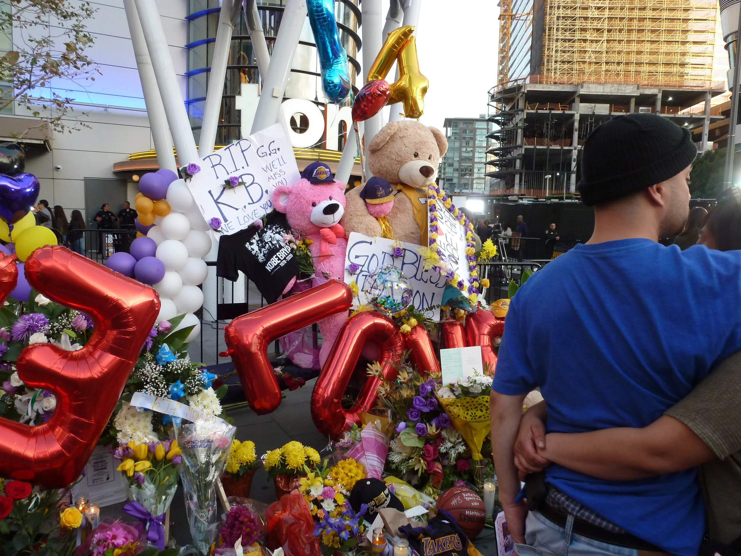 RIP KOBE and young GiGi