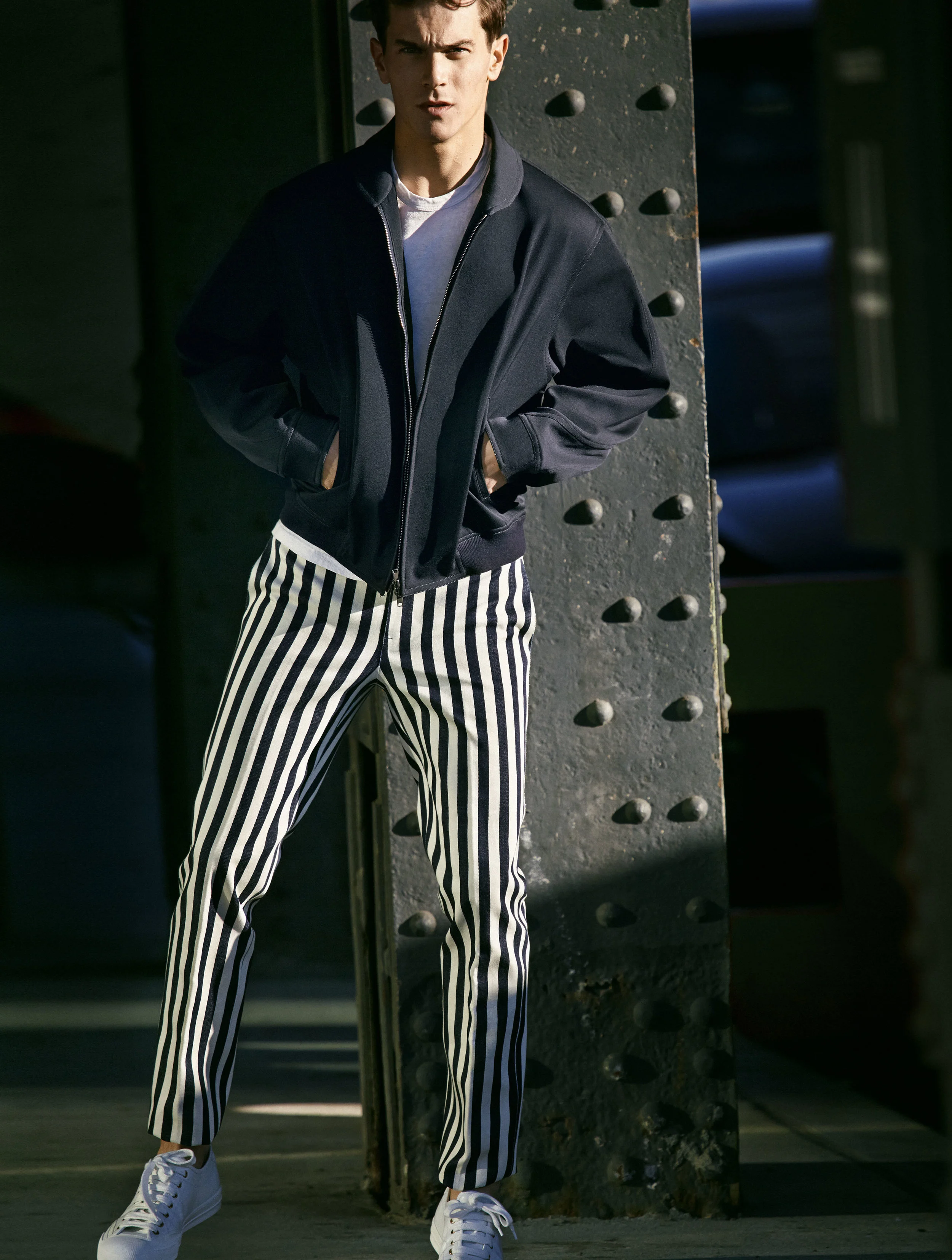LOOK_8-0255_C.jpg