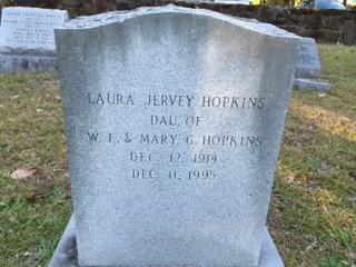 LauraJerveyHopkins tombstone.jpg