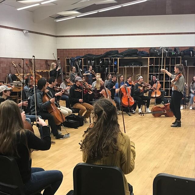 Last week in #montana with @eastmanstrings was jam packed. I gave 18 clinics for kids in the string programs in Bozeman and Billings, 2 clinics for the string teachers, and 2 clinics for #eckrothmusic #eckroth shops. We worked on set up, bow holds, v