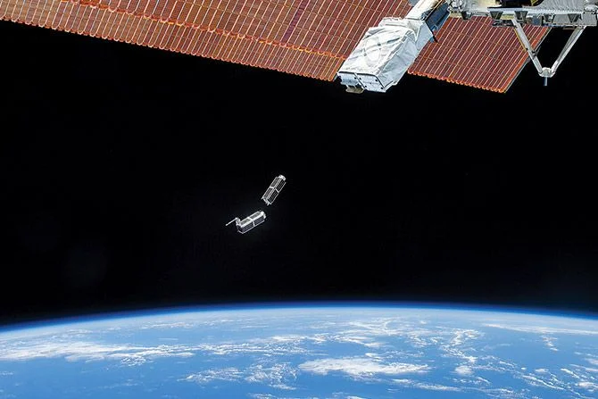 microsatellites-planet-labs-compressor.jpg