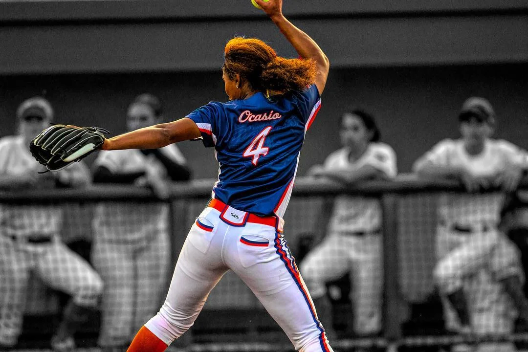 profastpitch_32418234_1988014947884323_5234597009540775936_n.jpg