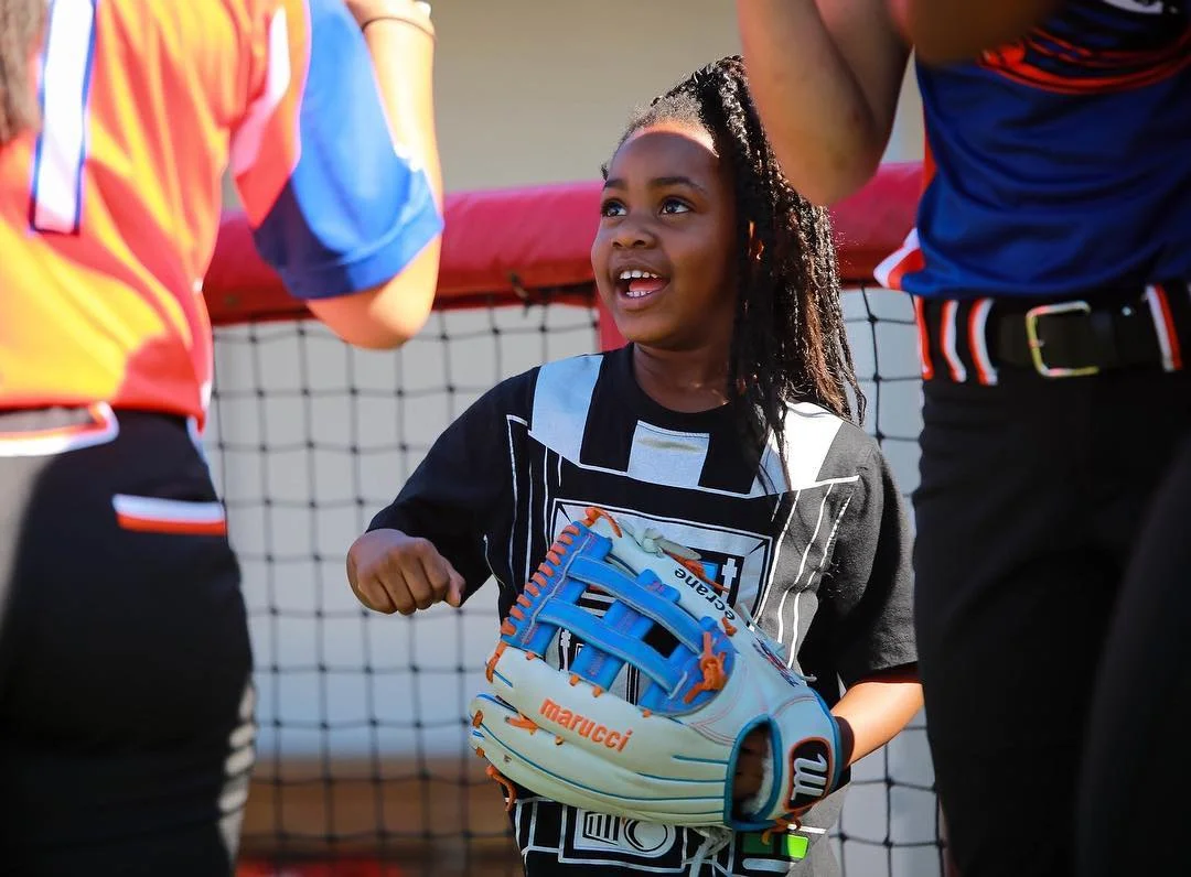 profastpitch_37416128_2109998532587622_5639994321160634368_n.jpg