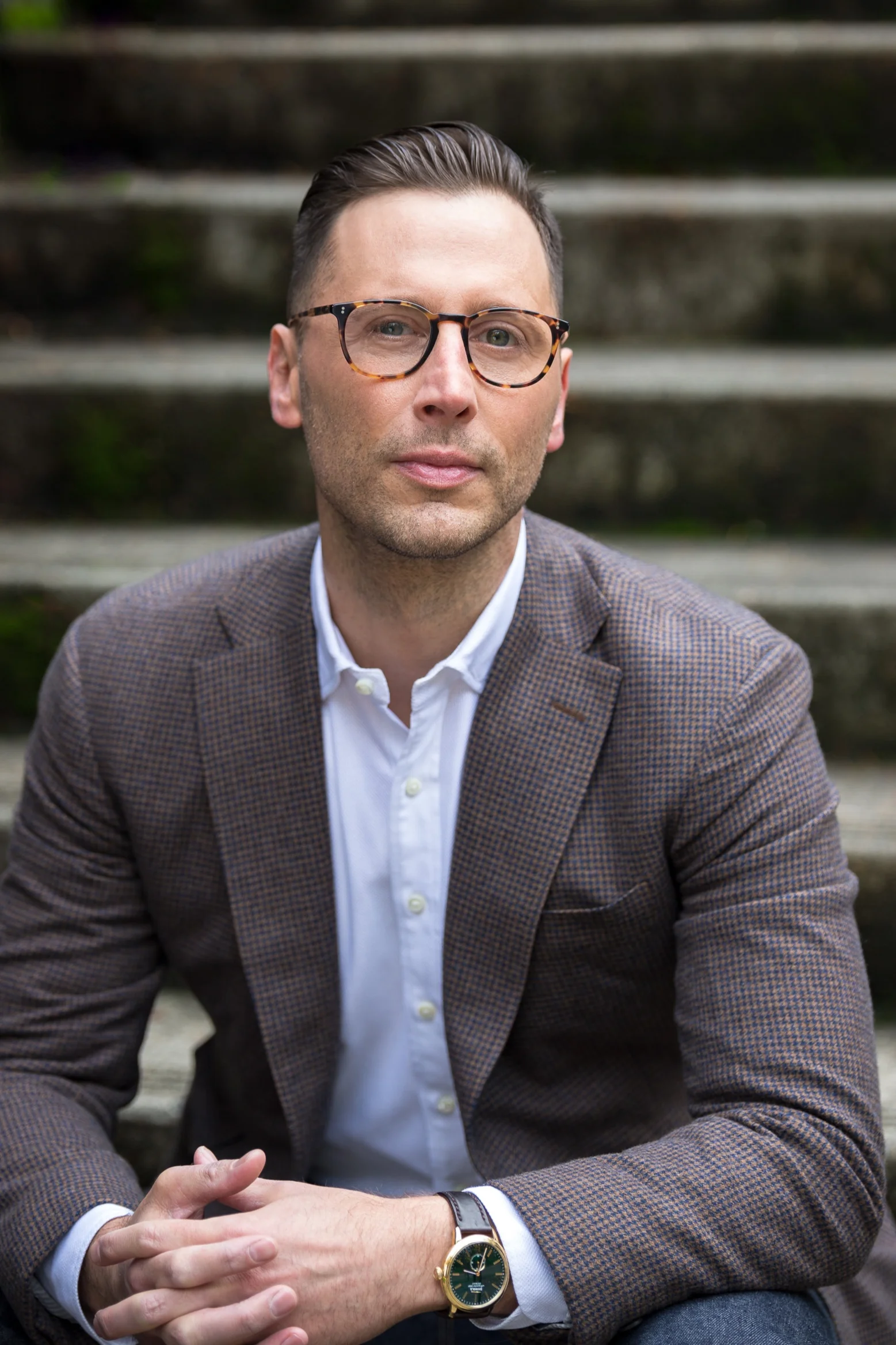 Outdoor_Male_Headshot_Portland-01.jpg