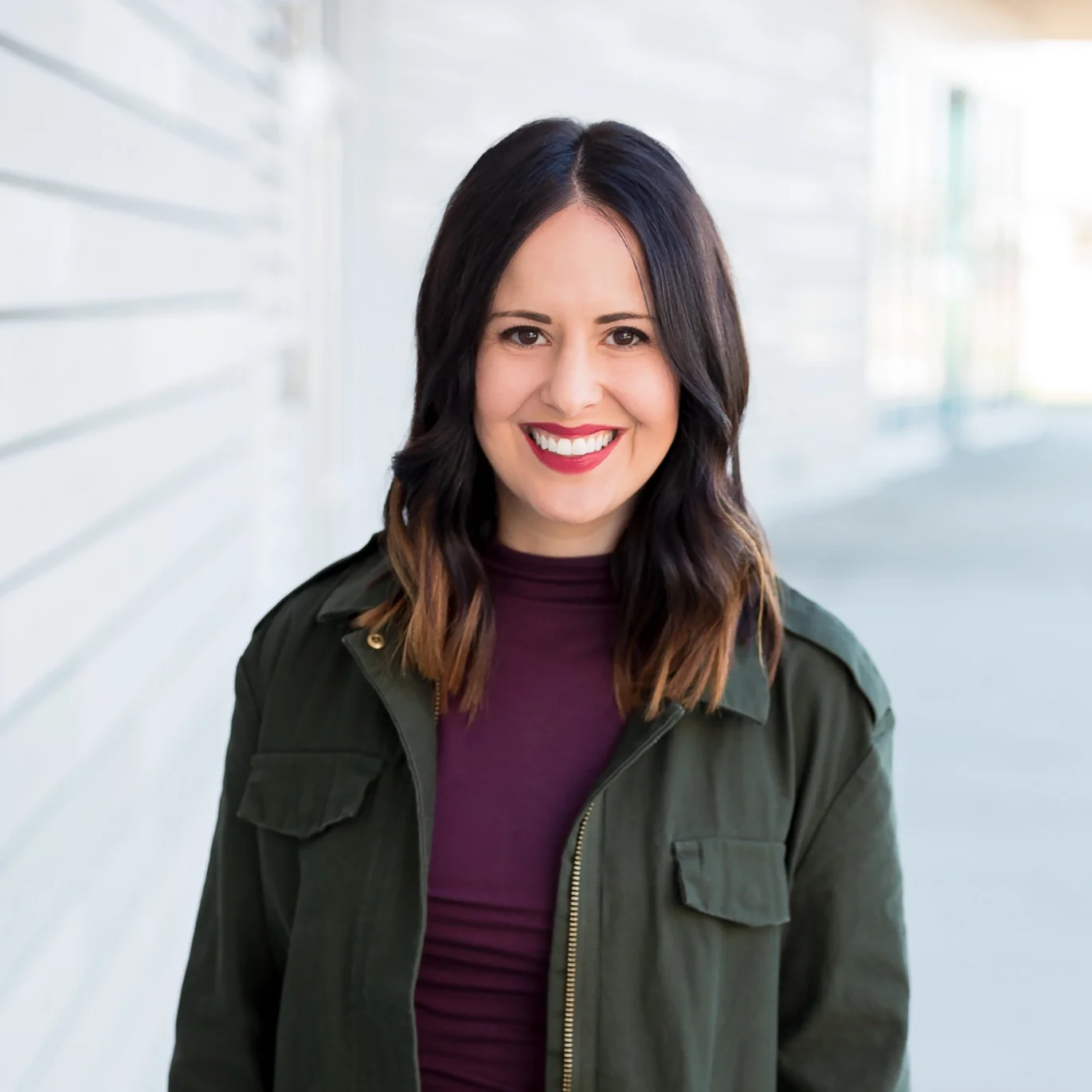Woman_Urban_Headshot_Portland-03.jpg