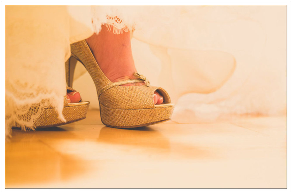 8-Wedding-Shoes-Gold1.jpg