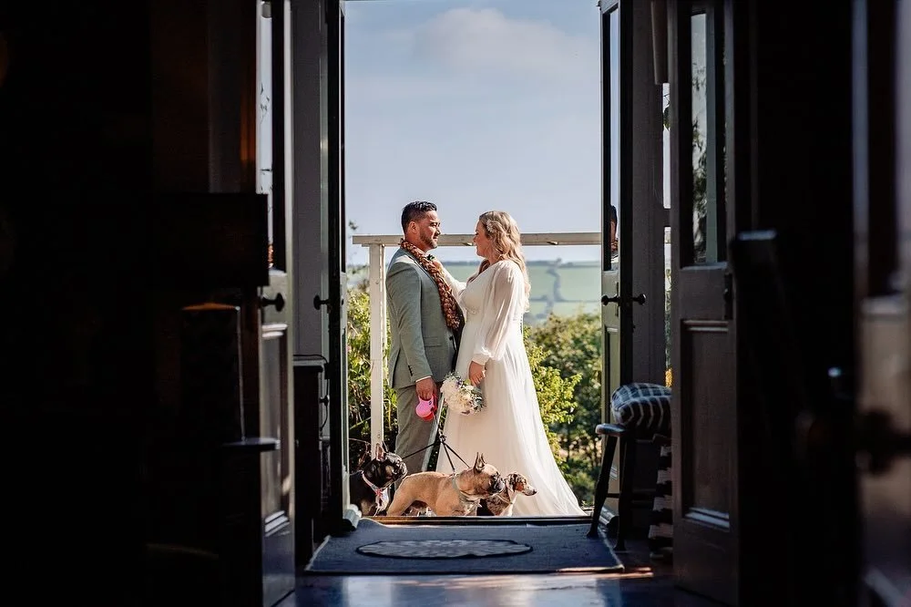 Leanne and Phil&rsquo;s beautiful Barnabrow house wedding.  Caseyphotography.ie

.
.
.
.
.
.
.
.
.
.
.
#caseyphotography #lovecork #corkphotographer #weddinginspiration #dvlop #weddingphotography #fearlessphotographers #weddingphotographer #weddingin