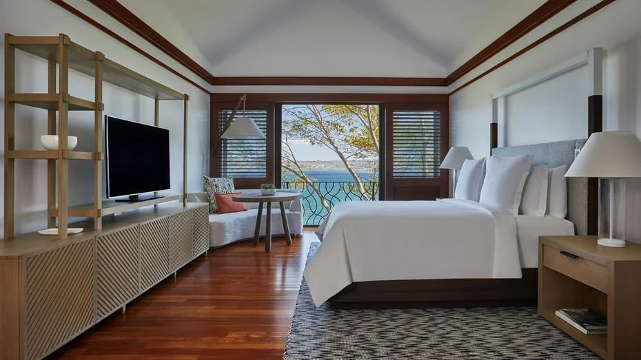 CANOPY SUITE (ONE-BEDROOM)