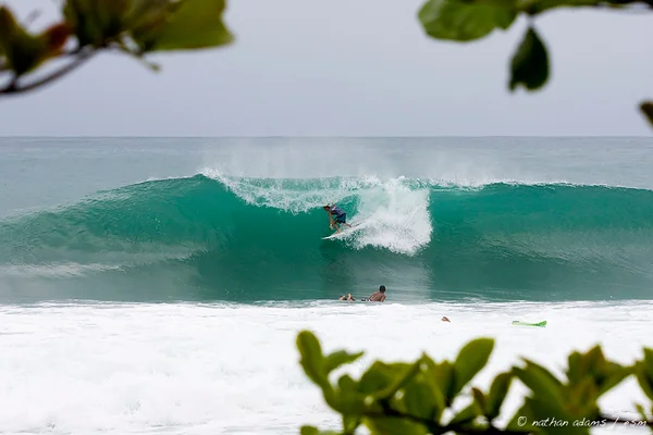 Red Frog Beach Resort | Perfect barrels