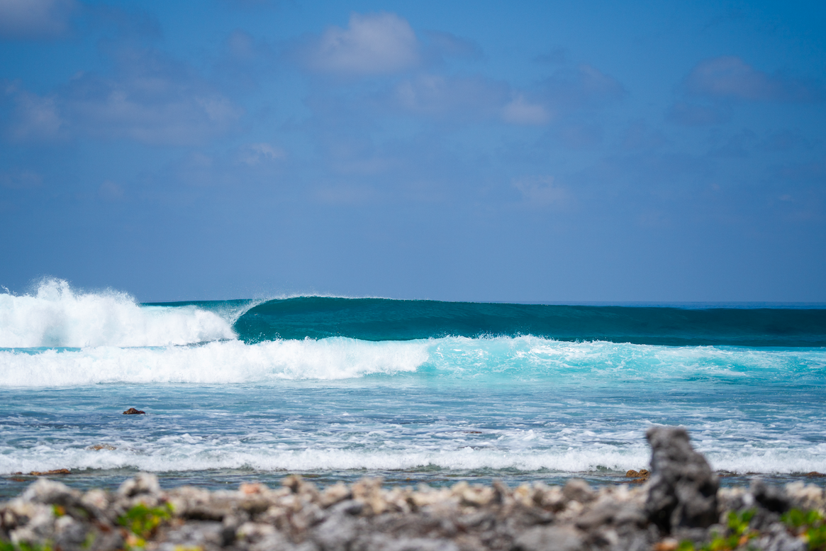 Surf Perfect Waves Maldives.png