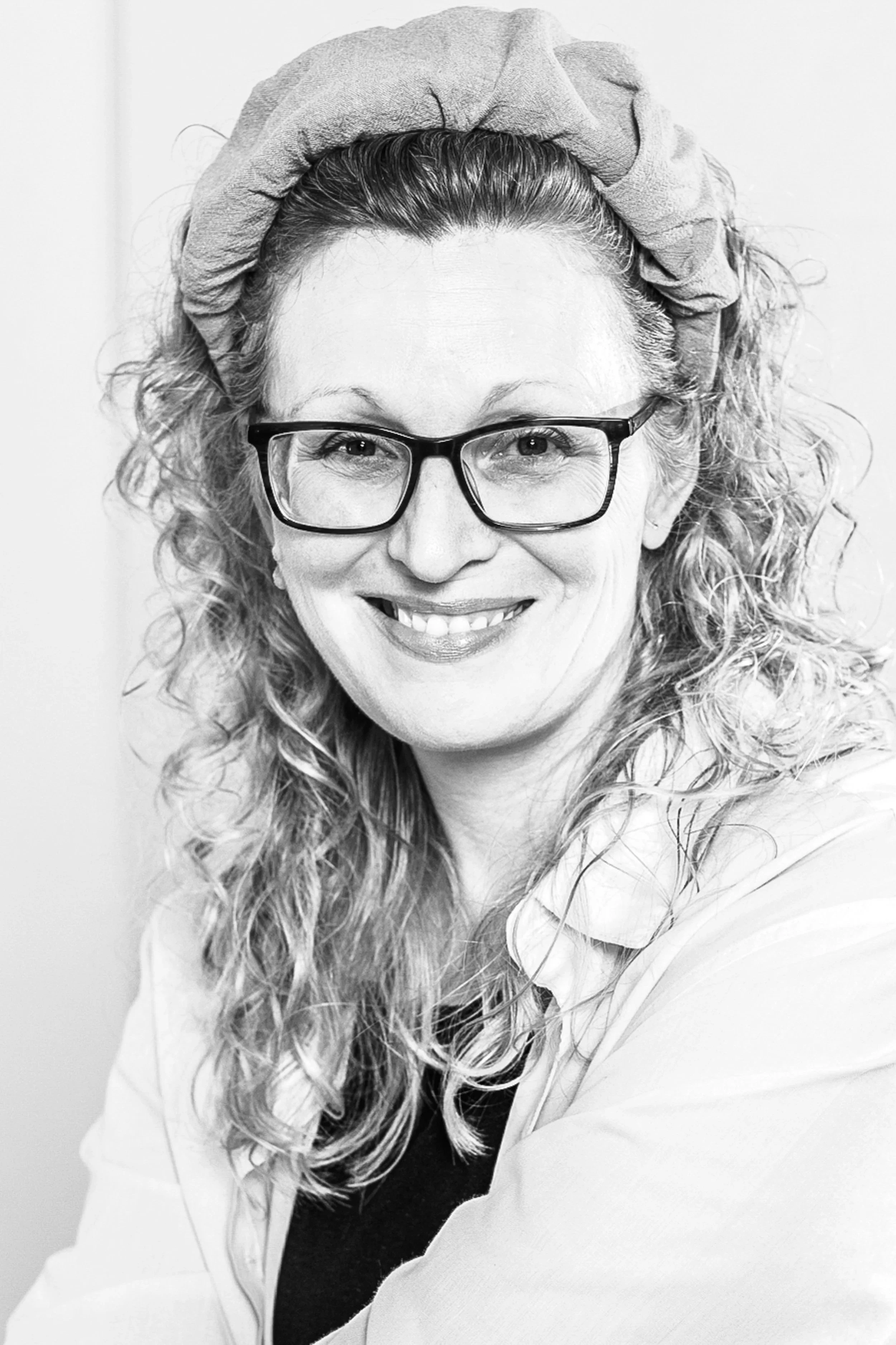 Lisa Davis-Peters, Research Chair