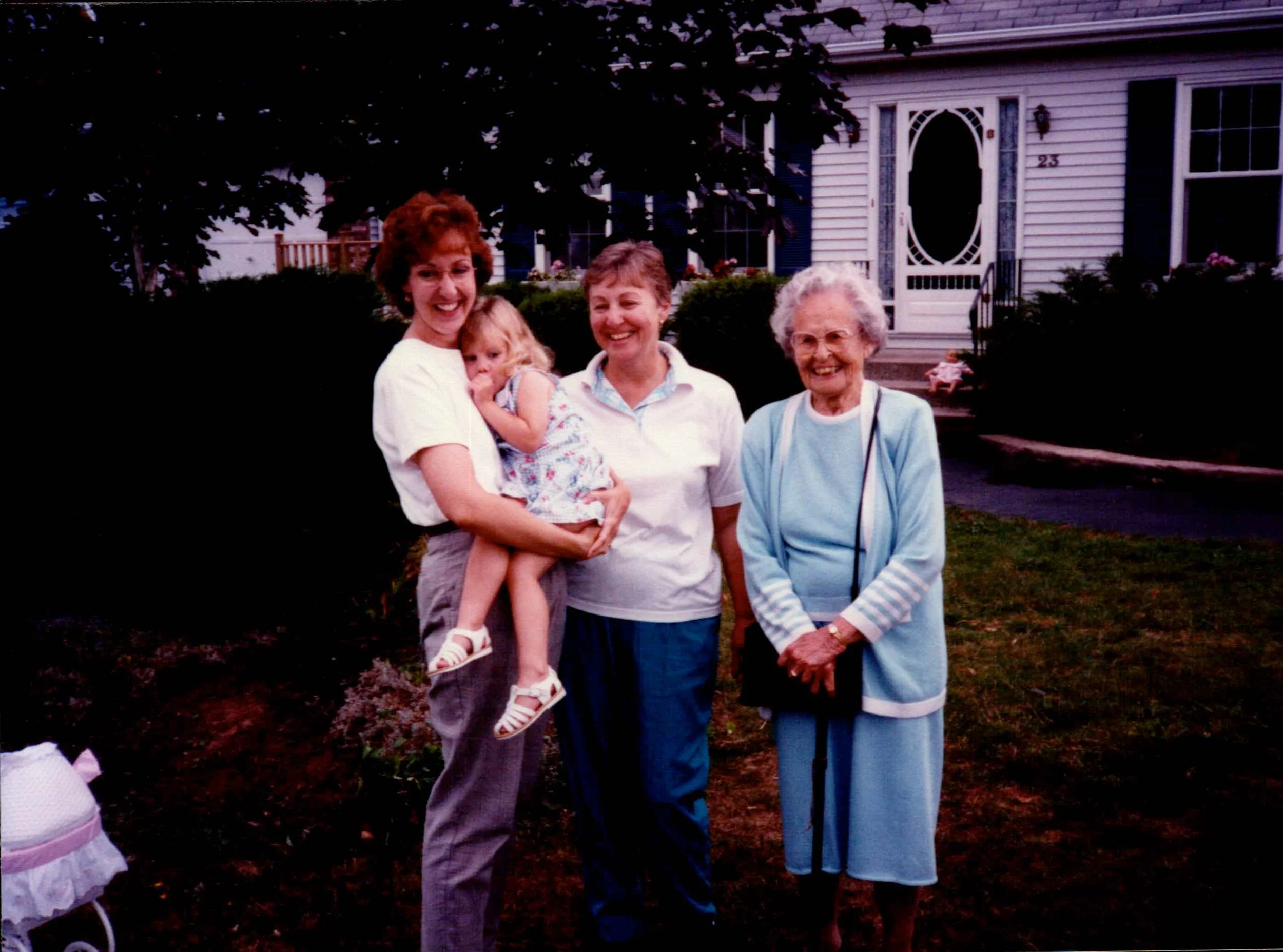 Sharon looks like Bennie-89.jpg
