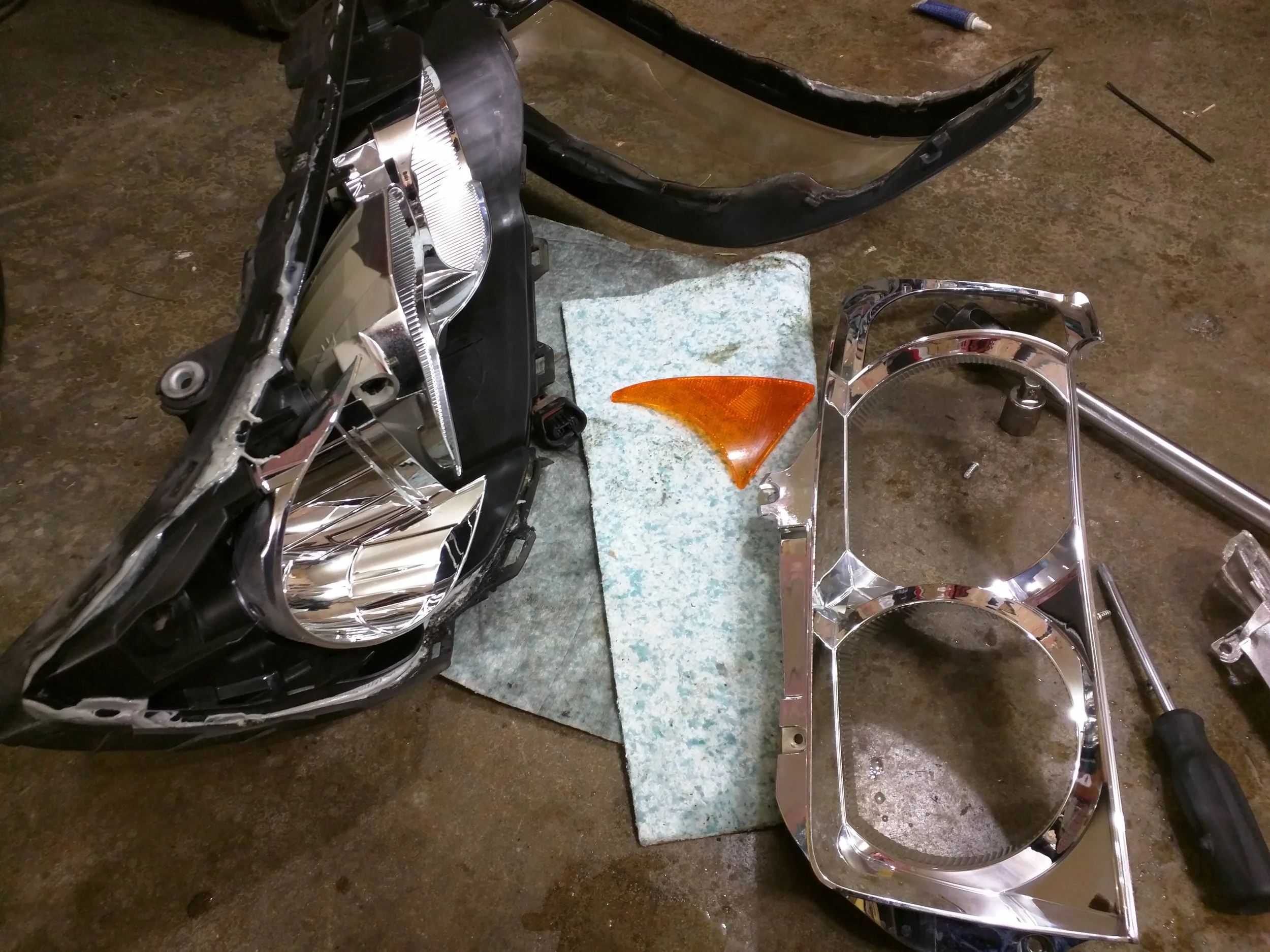 You can easily dissemble the inner chrome parts to customize it to your liking.