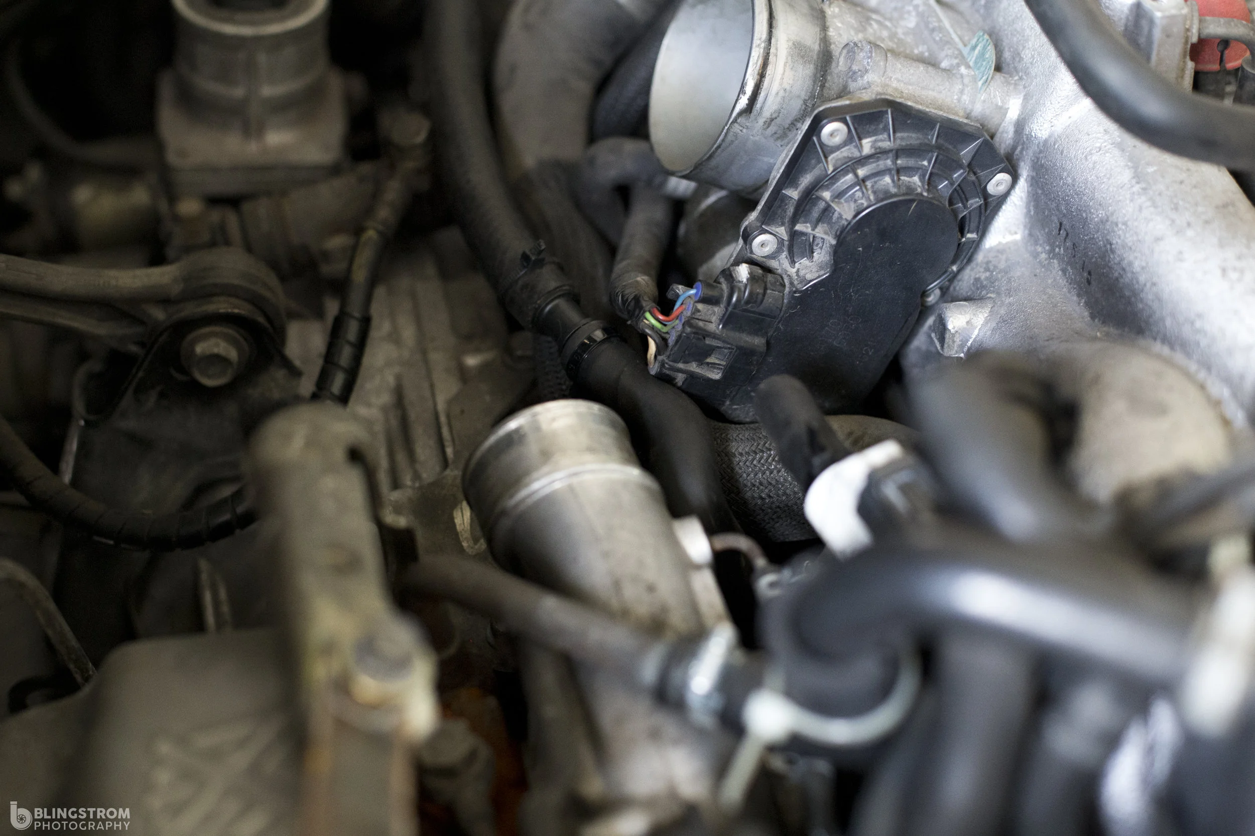Shown above: The bead located on the throttle body and turbo help the clamps hold the silicone/rubber hoses on.