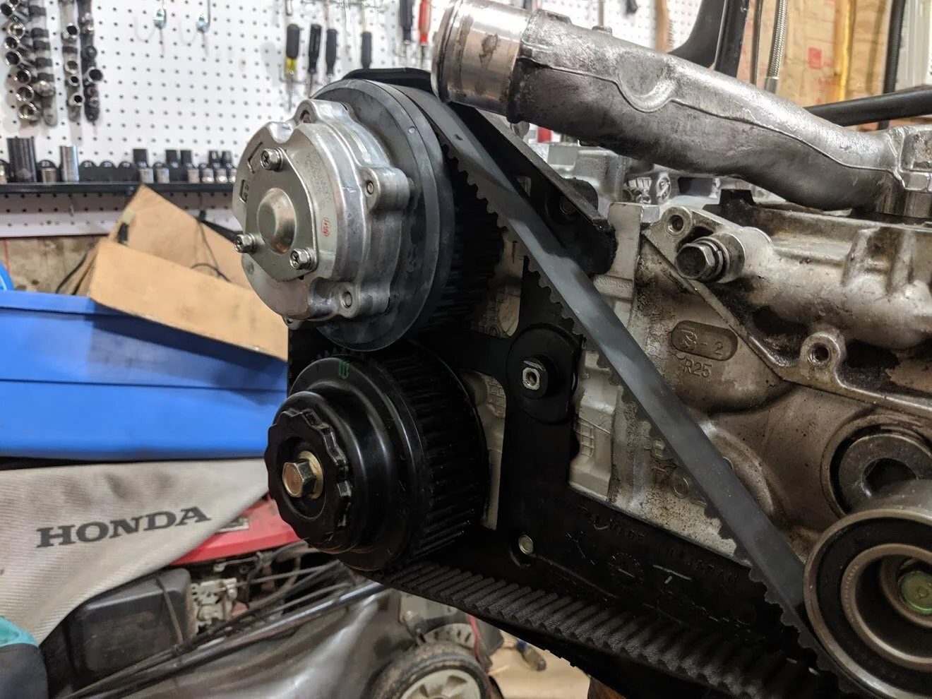 Subaru timing belt guide! Ej25 Dohc turbo. Let's keep those valves from