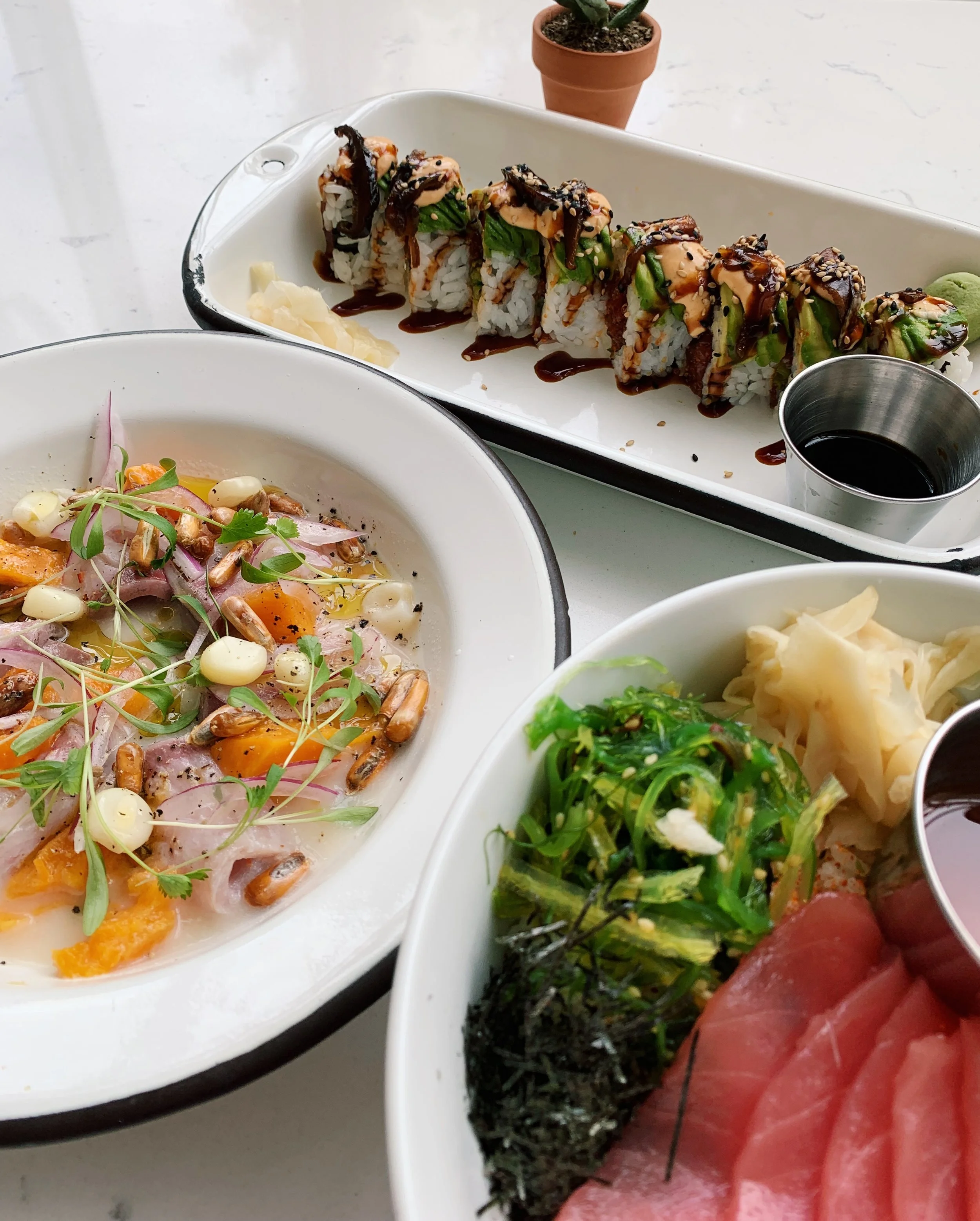 Tiradito (sashimi-y ceviche), tuna bowl, and sushi roll at Itamae | Miami Design District