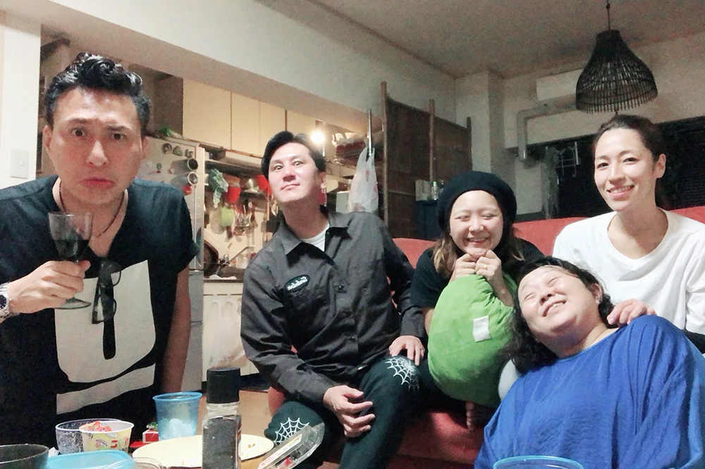 職種はそれぞれ違いますが、よく友人宅で食事会をします。