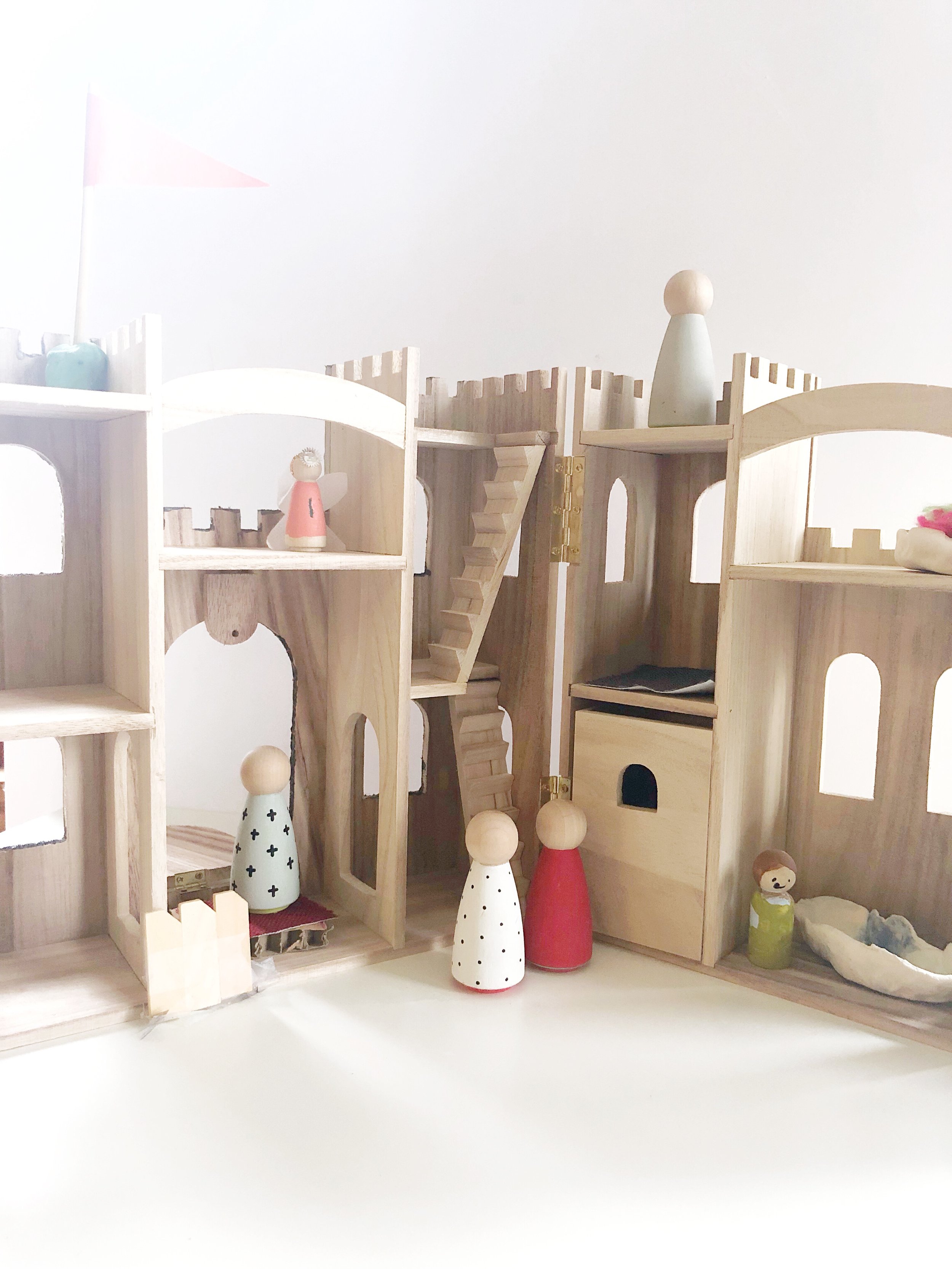 artminds wood castle dollhouse