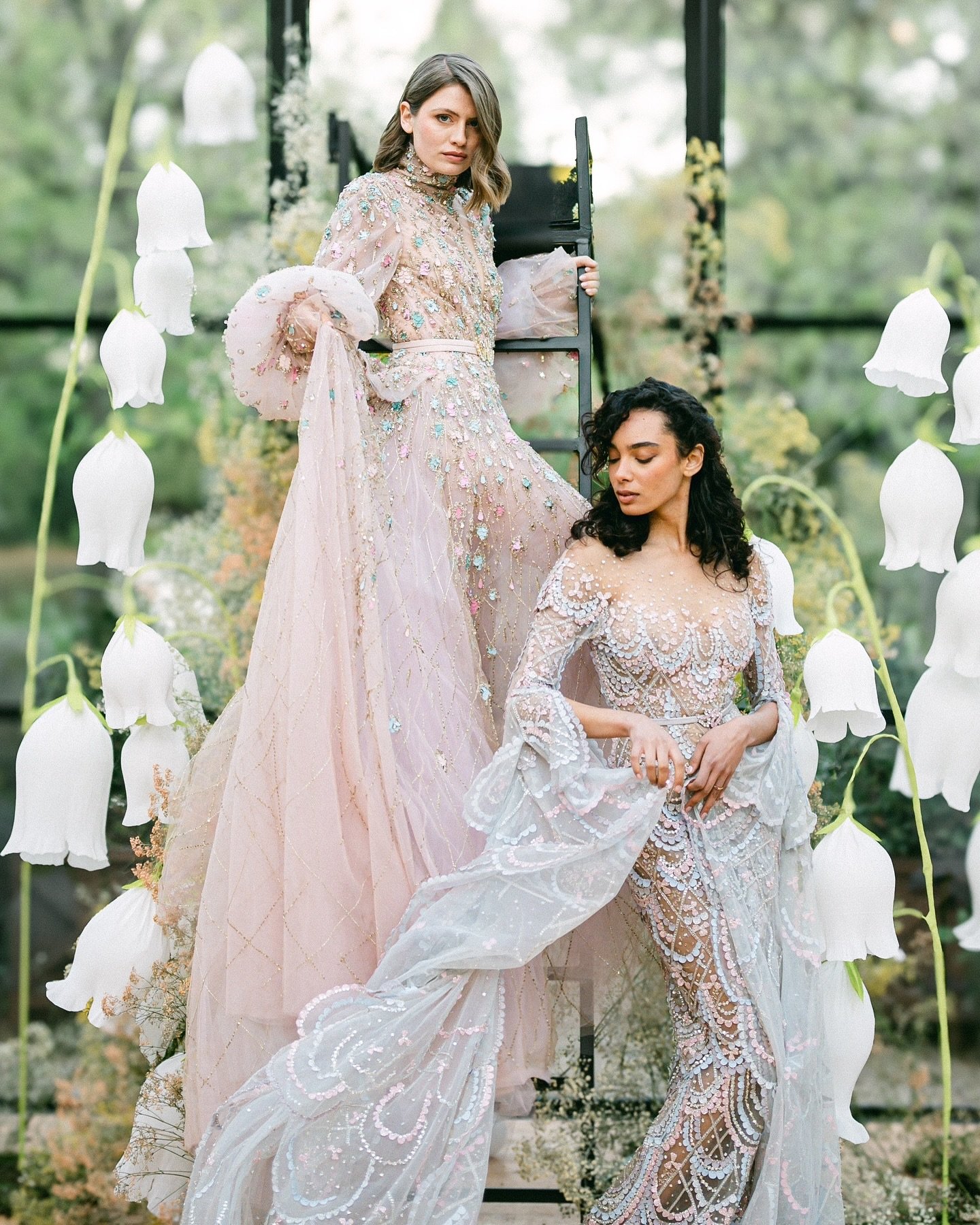This is @reference_masterclass ! Come next April in Provence to learn, create and thrive together. Wedding planners, photographers and FLORISTS (yes you too 🌸) join us on this unique educational journey and write a new story for your business !
&mda