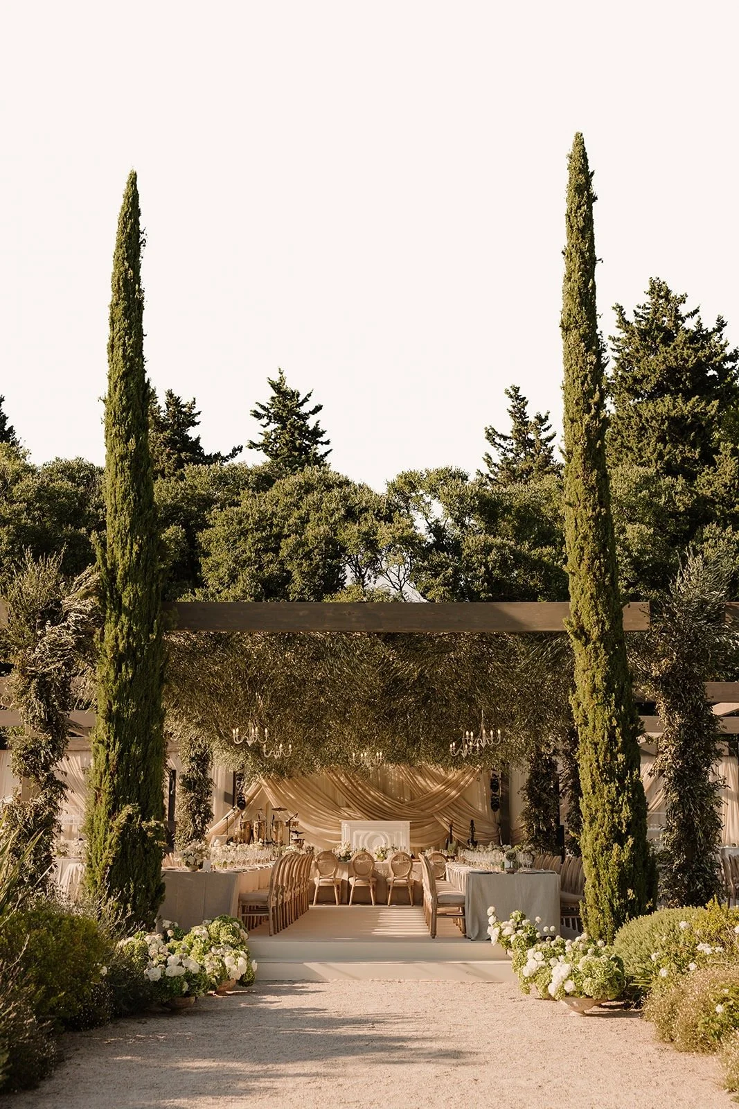 floresie_luxury_wedding_flowers_provence_estoublon - 6.jpeg