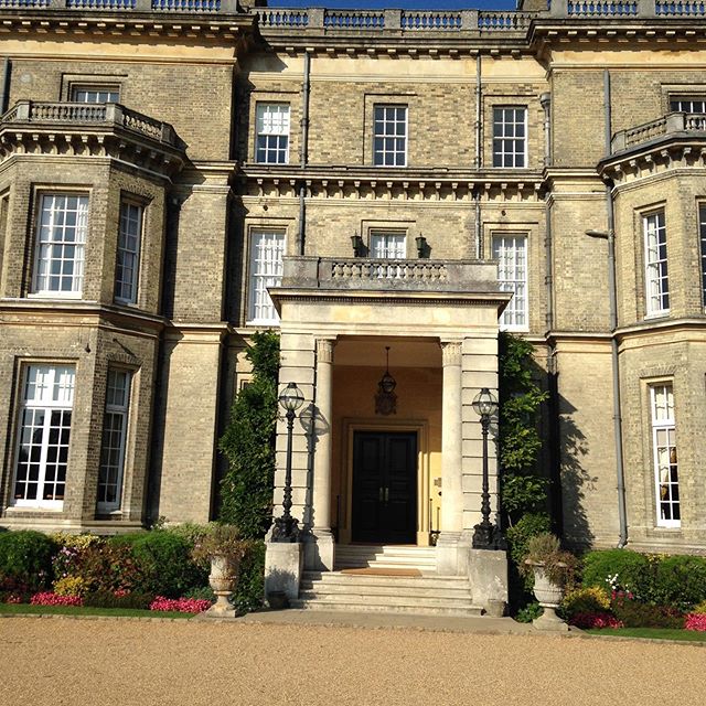 Hedsor House beautiful wedding venue. This is where I first encountered a Chinese lion dance #weddingcelebrant #weddings #weddingceremony #buckinghamshirecelebrant #hedsorhouse #weddingday #civilceremony #civilweddingceremony